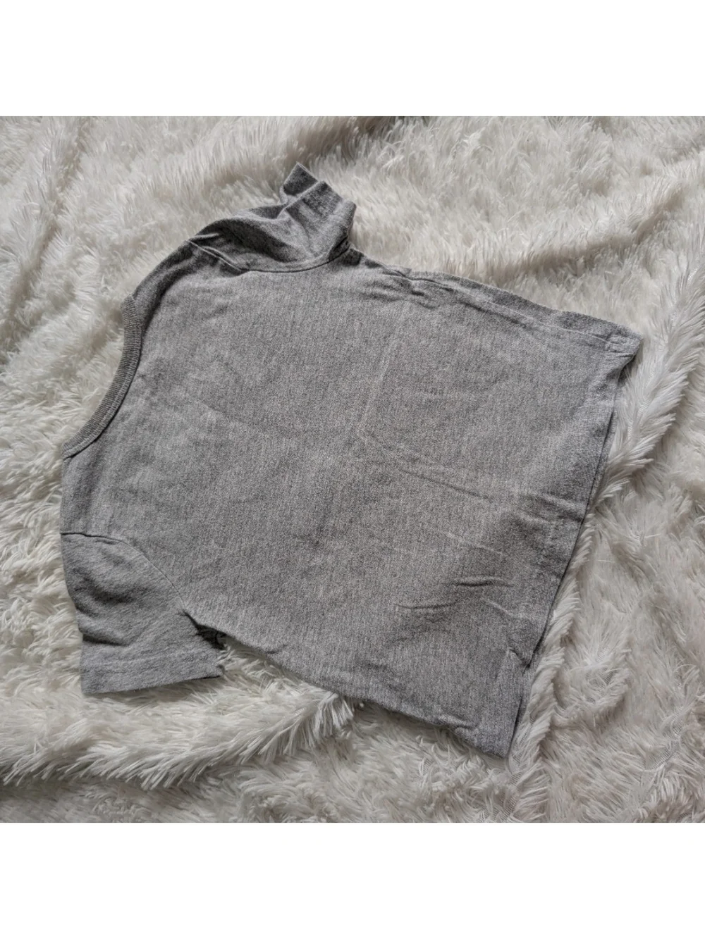 Old Navy Gray Short Sleeve 'Mom' Anchor Graphic Tshirt Size 2T